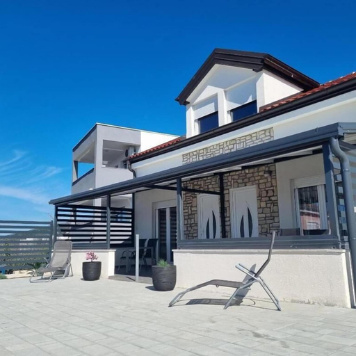 Building design 2, Apartments Valentina, Crikvenica