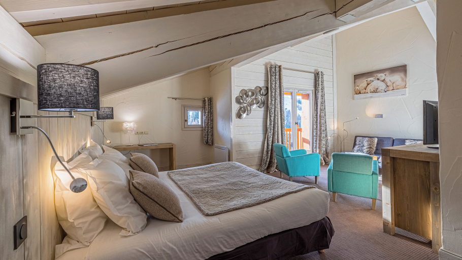 Bedroom 3, Hôtel Le Carlina by Les Etincelles, Savoie