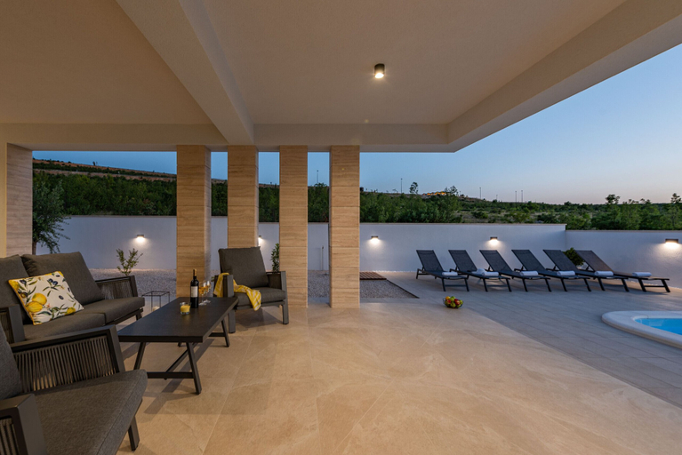 Balcony 3, Villa Malusy, Jasenice
