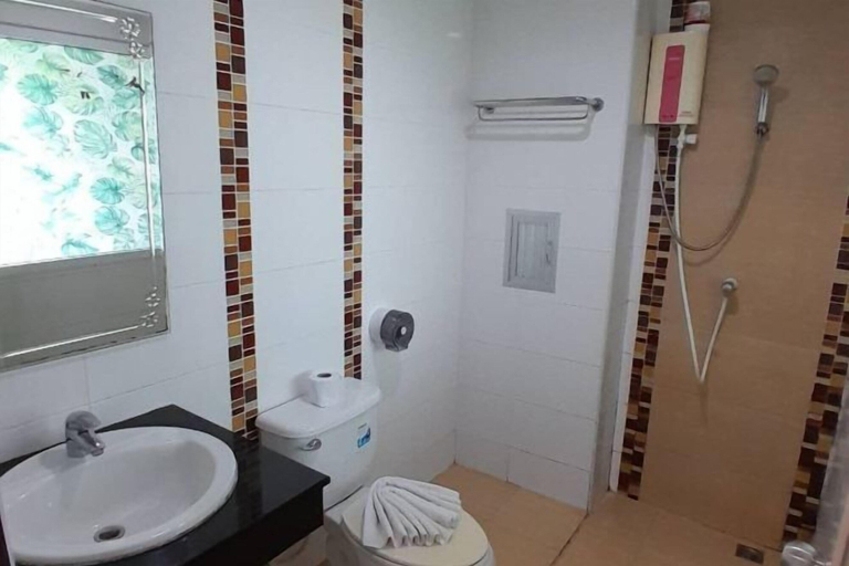 Bathroom 4, Cozy Residence Patong, Pulau Phuket