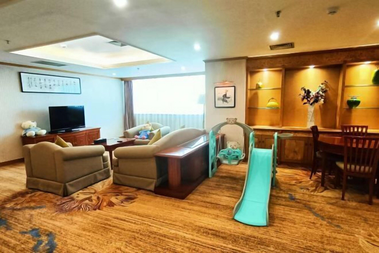 Room 3, Miramar Urumqi (CCMALL Hongshan Park Times Square Branch), Ürümqi