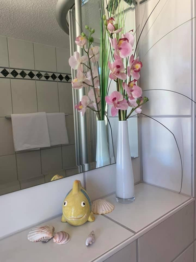 Bathroom 3, Burgerstuble, Breisgau-Hochschwarzwald