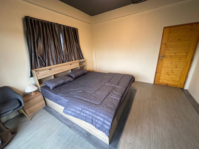 Bedroom 3, Friends Station Hostel Cafe, Pattaya