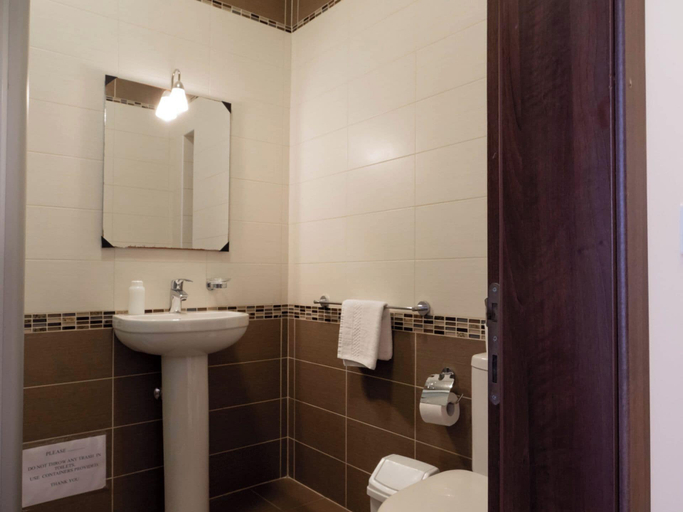 Interior 4, Tranquil 2 Bedroom Cityscape Apartments