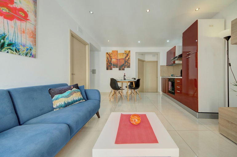 Others 5, Off the Ferries, Sliema, 2-bedroom Apartment