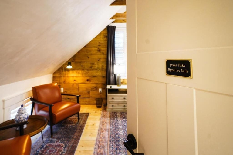 Interior, Green Trails Inn, Orange