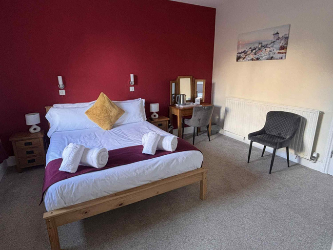 Bedroom 3, The Coldstreamer Inn, Cornwall