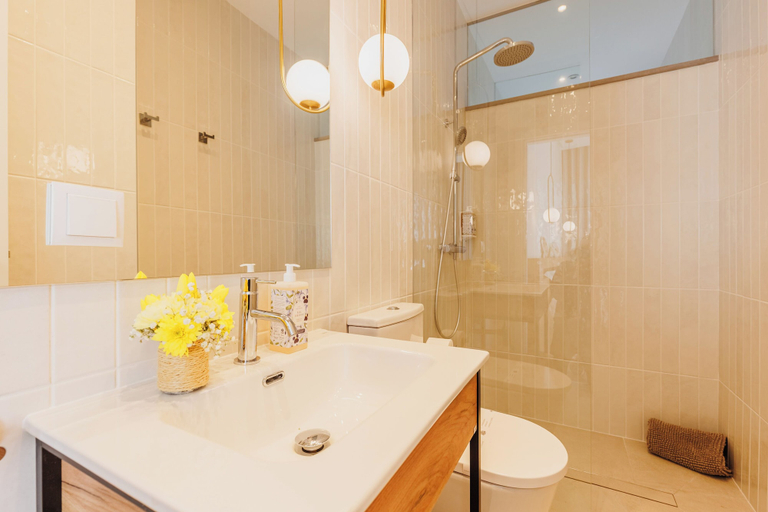 Bathroom 3, Laranjal Rive Gauche, Alcoutim