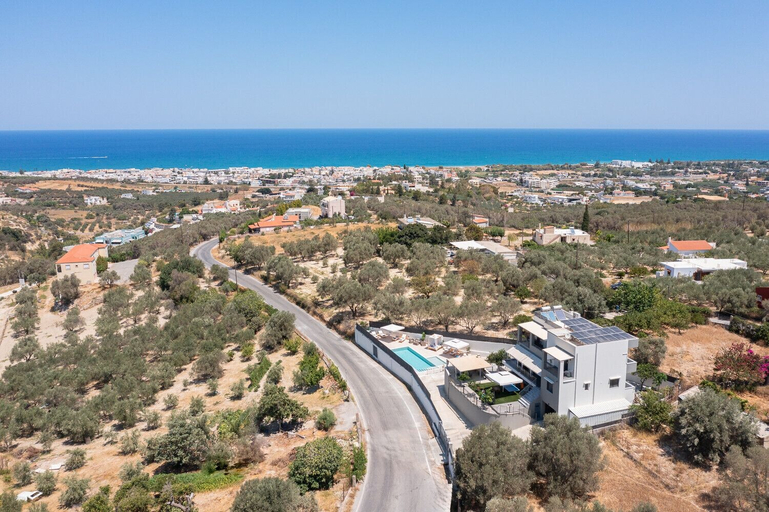 Exterior 2, 3a's 3 Bedroom Villa, Crete