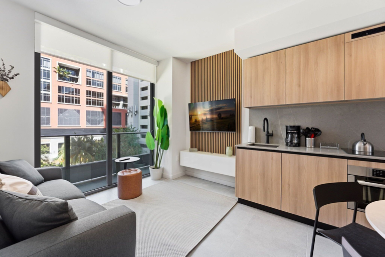 Primary image, 2BR + Den Downtown Miami for 5, Miami-Dade