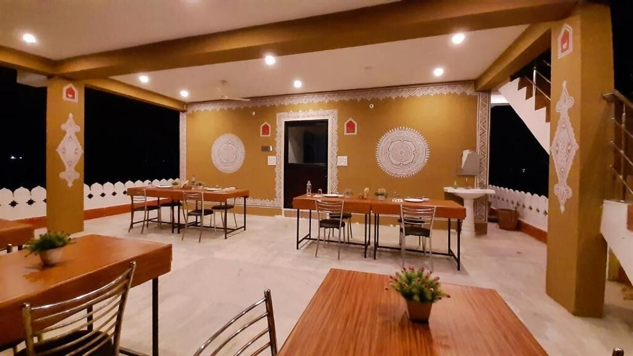 Food & Drinks 5, Ranthambhore Tiger Valley, Sawai Madhopur