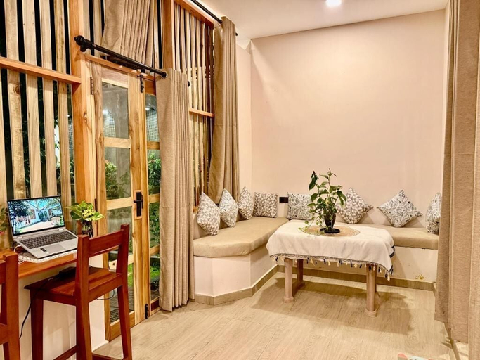 Interior 4, Sand Castle Villa, Pothuvil