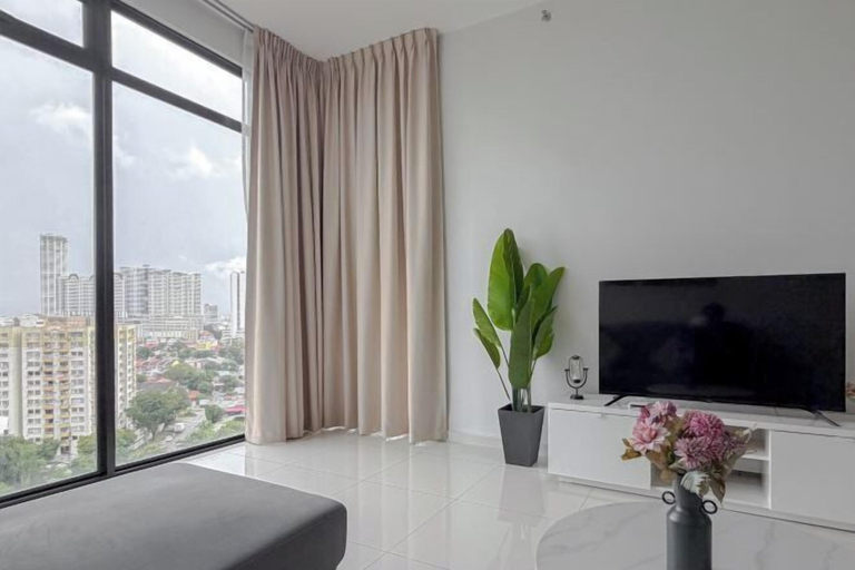 Bedroom 2, Beacon Executive Suites by Simply Penang, Penang Island
