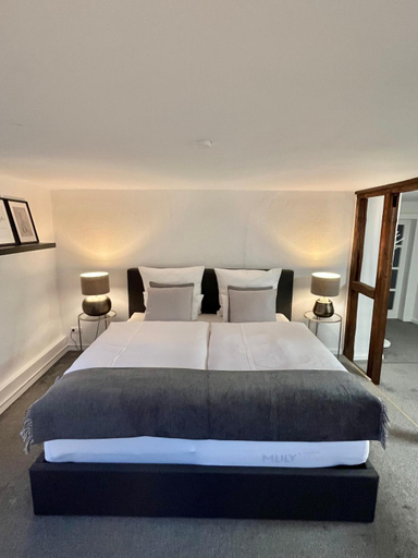 Bedroom 4, Ferienwohnungen am Markt - historischer Marktplatz im Herzen der Altstadt, Werra-Meißner-Kreis
