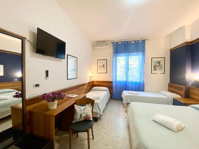 Bedroom 3, Hotel Praja Mare, Cosenza