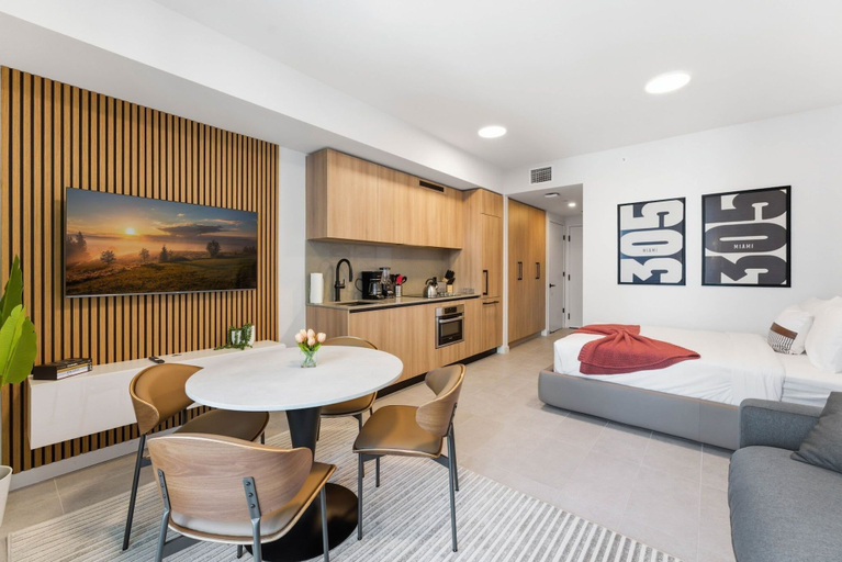 Interior 3, Modern Studio in Downtown Miami, Miami-Dade