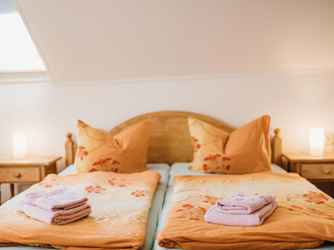 Bedroom 5, REBENTISCH - HOTEL Ferienwohnungen Restaurant, Harz