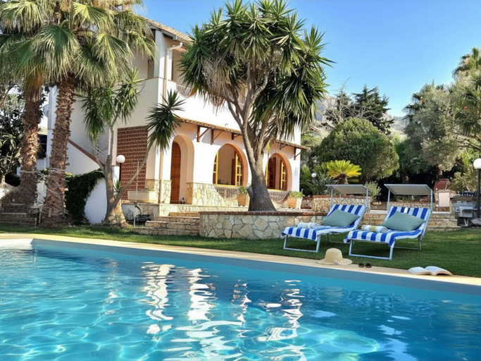 Pool 2, VFH The Sicilian Dream Pool Villa, Palermo