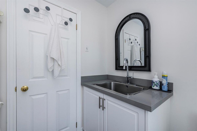 Bathroom 2, Lakeside Escape in Ramara, Simcoe