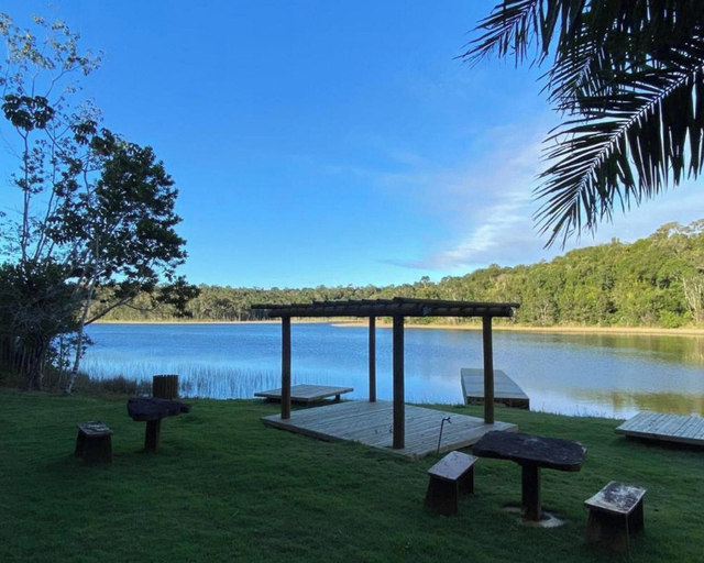 Lake view, Vila Tucunaré Chalés Master - Camaçari, Camaçari
