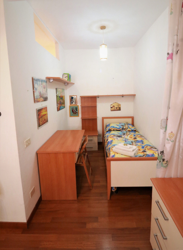 Room 5, cefalu in summer, Palermo