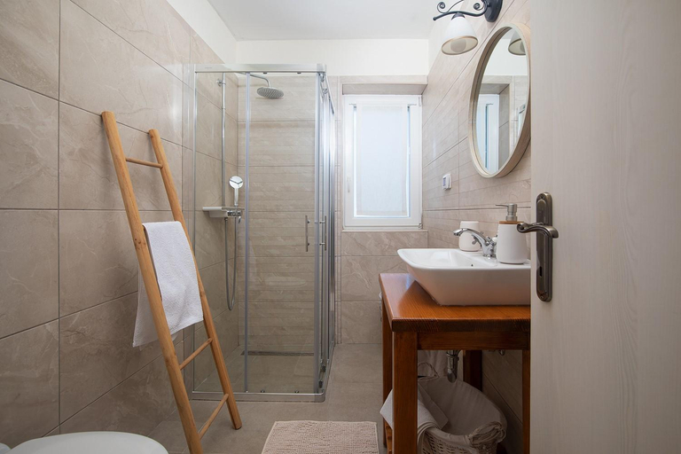 Bathroom 3, Villa Stora Kuca with private pool, Raša