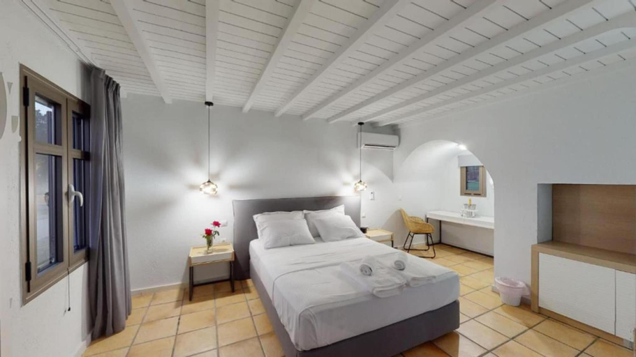 Bedroom 5, VIP Apartments, West Greece