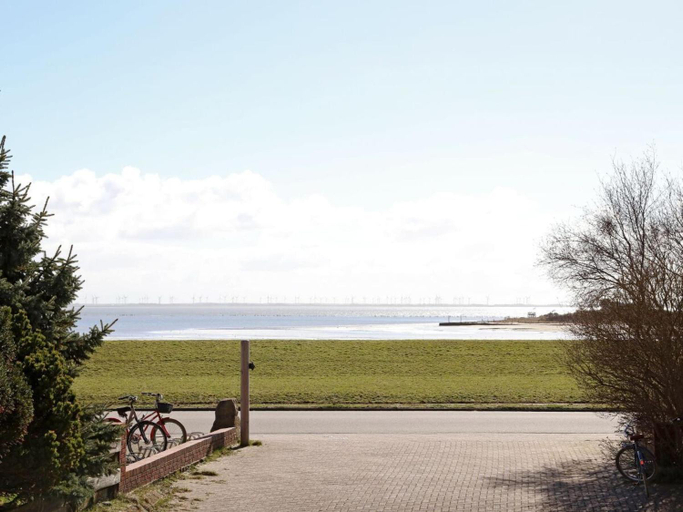 Others 4, Huus int Legde West, Aurich