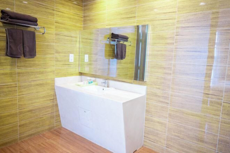 Bathroom 4, Nangong Hot Spring Health Hotel, Beijing