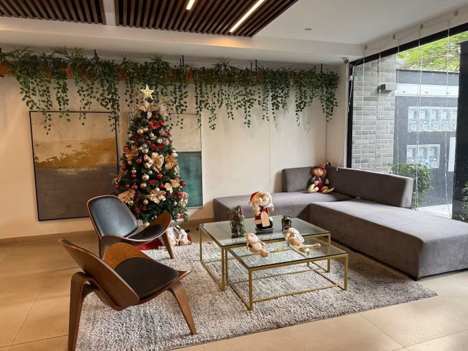 Reception, APT GRAÑA - MAGDALENA, Lima