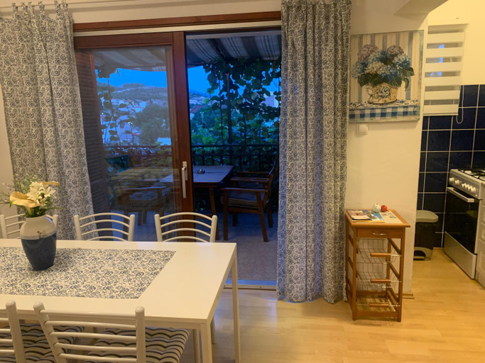 Others 5, Apartments Beata, Marina