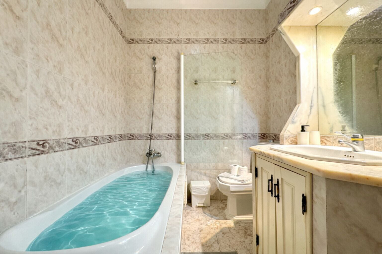 Bathroom 3, Altura Typical House by Homing, Castro Marim