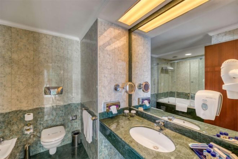 Bathroom 5, Porto Bello Hotel Resort & Spa, Antalya