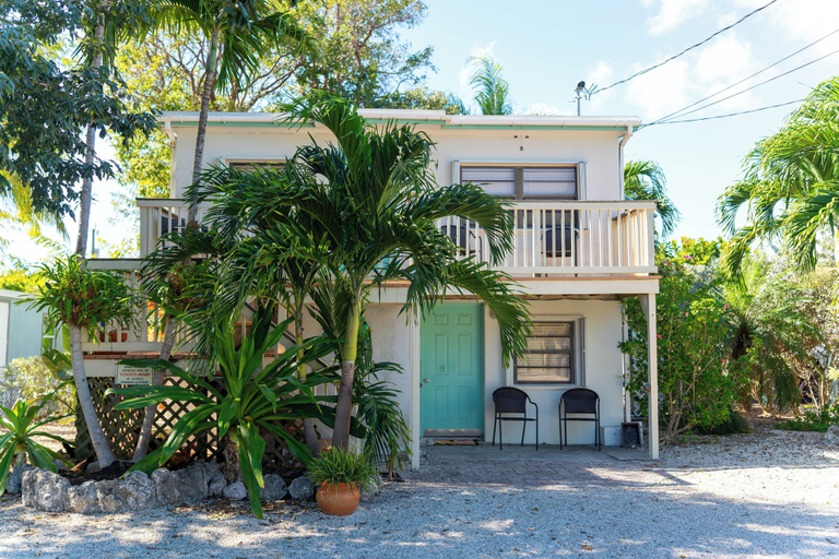 Exterior & Views 2, Cindy Villa, Monroe