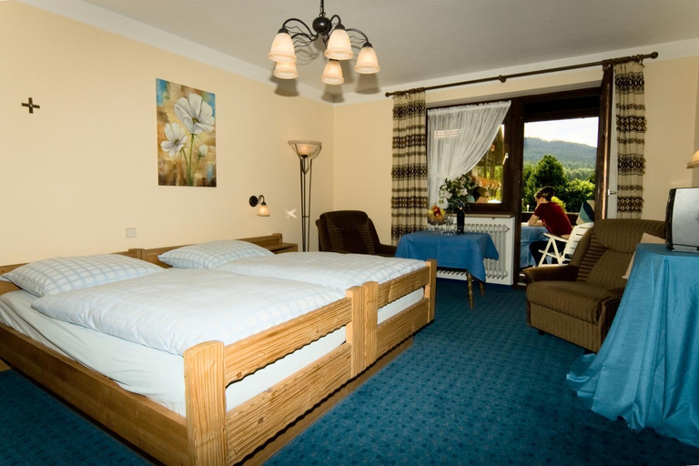 Bedroom 2, Landhotel Rappenhof, Regen