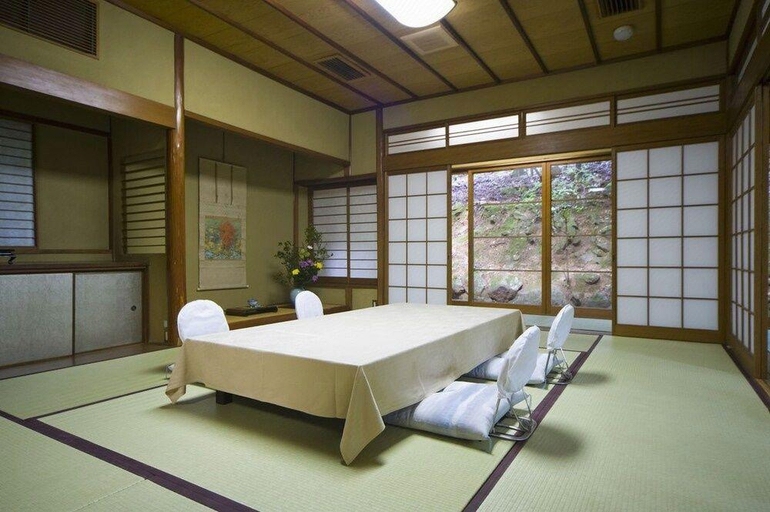 Bedroom, Nara Kasugaokuyama Tsukihitei, Nara