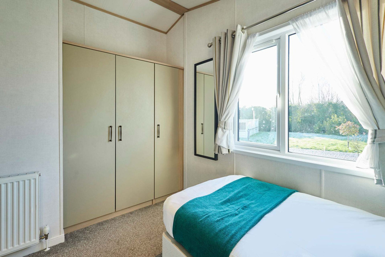 Room 2, Host Stay Hedgerow Lodge, North Yorkshire