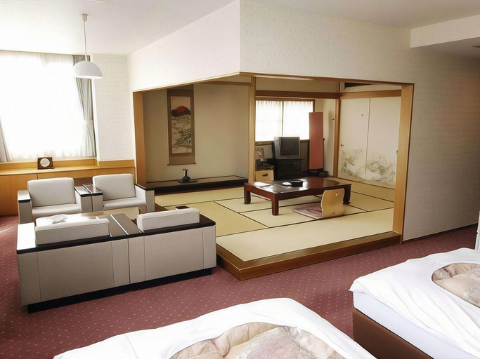 Bedroom 3, Kasugai View Hotel, Fuefuki