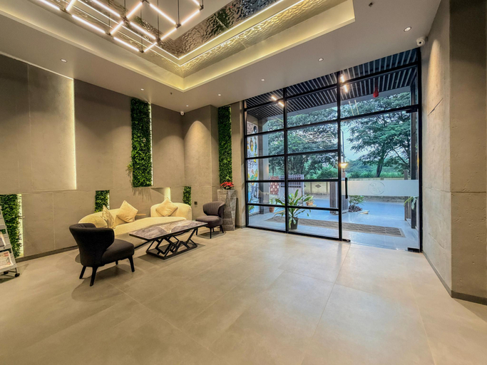Public Area, Zip By Spree Hotels Chinchwad, Pune