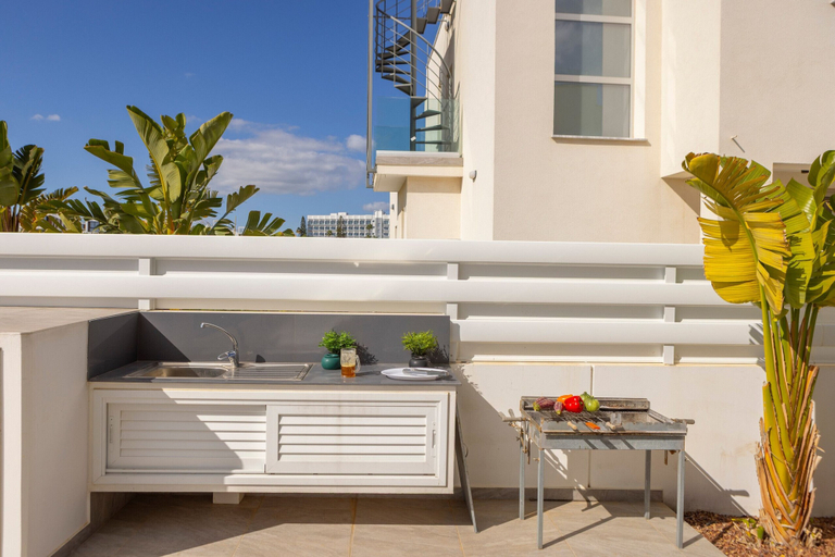 Property grounds, Protaras Sol e Mar Villa 2
