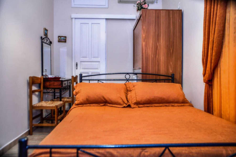 Room 3, Mainades Studio - Steropi Hideaway in Andros, South Aegean
