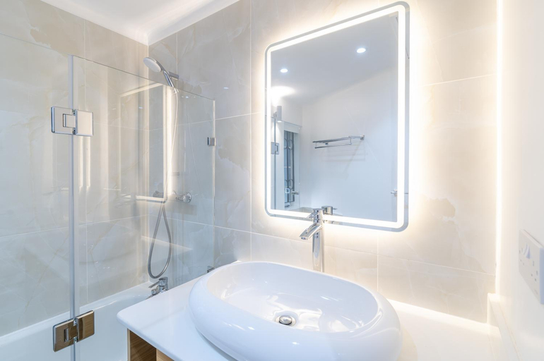 Bathroom 3, Beautiful Historic 4BR Villa by YourHost Nairobi, Westlands