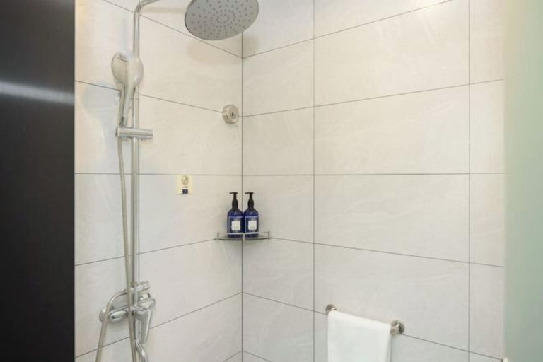 Bathroom 4, Starway Hotel (Changshu Yushan), Suzhou