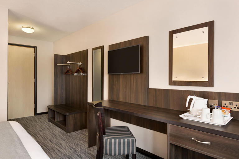 Bathroom 4, Ramada by Wyndham Bristol West, North Somerset