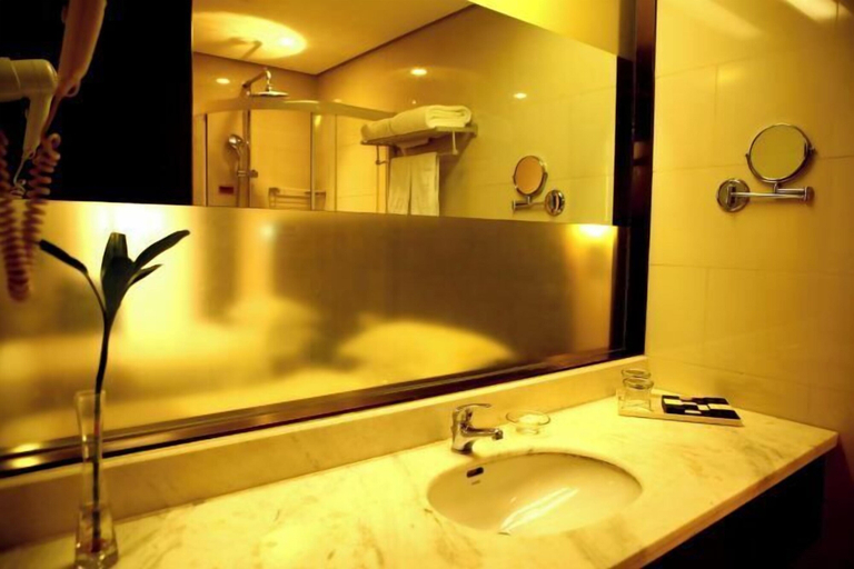 Bathroom, Spring Summer Fall Winter International Hotel, Baoding