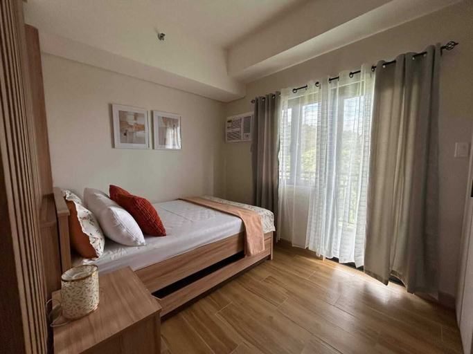 Room 3, Twin Lakes Tagaytay by JC Staycation, Laurel