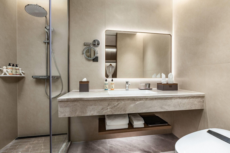 Bathroom 3, Ramada by Wyndham Zhaoqing Dawang, Zhaoqing