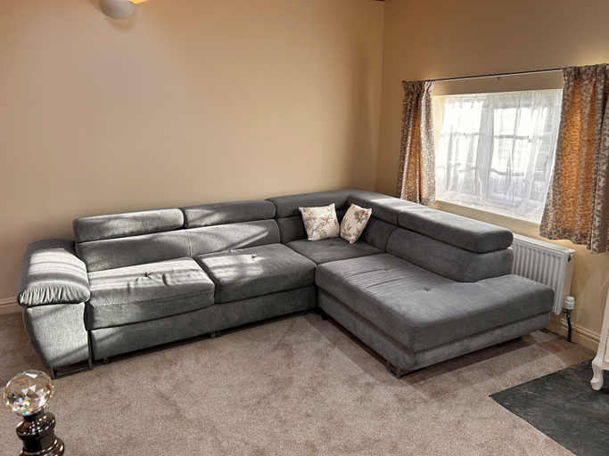 Room 5, Deandale Stays, Cheshire East