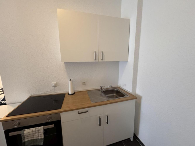 Others 2, Cozy Apartment in Leverkusen, Leverkusen