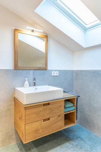 Bathroom 2, Gastehaus zum Thoma, Miesbach